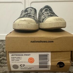 Native Shoes Jefferson Print - Pigeon Grey and Shell White